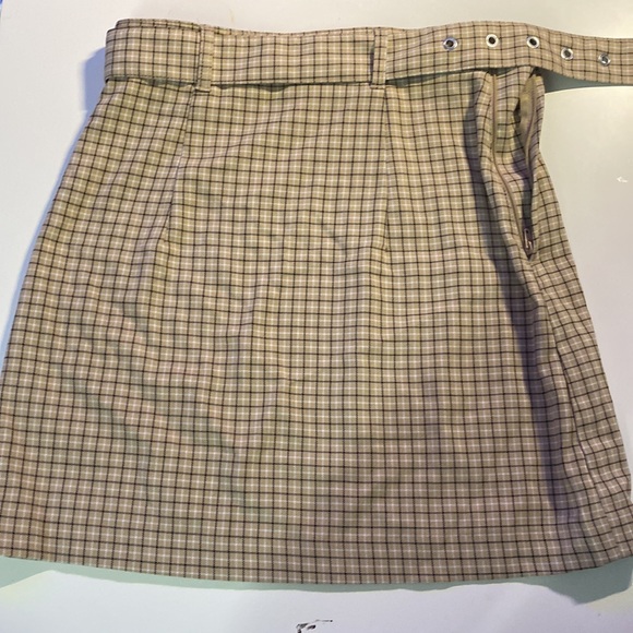 H&M skirt - Picture 2 of 3